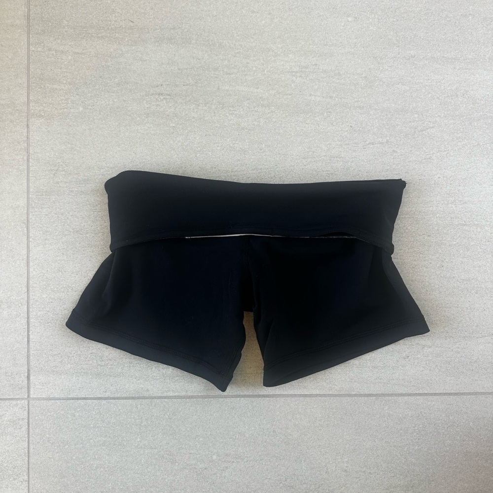 LULULEMON SHORTS - Picture 4 of 4